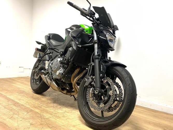 Comprar KAWASAKI Z 650 (A2) 2019 de segunda mano KAWASAKI Z 650 (A2) 2019 de segunda mano