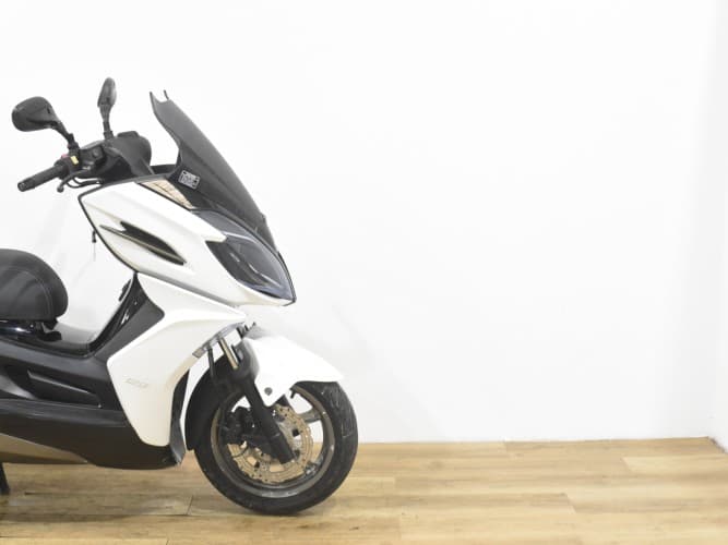 KYMCO K-XCT 125I 2016 de segunda mano