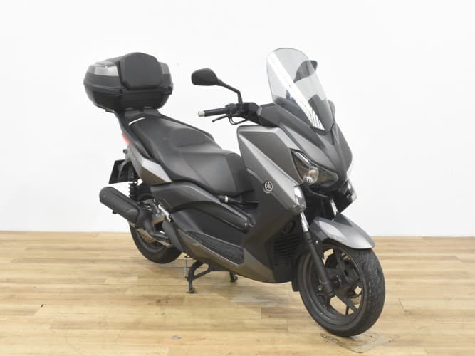 YAMAHA XMAX 125 2015 de segunda mano