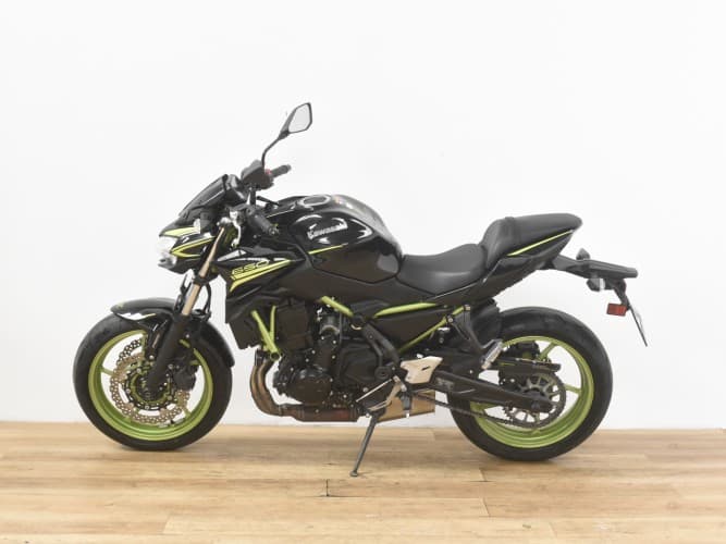Comprar KAWASAKI Z 650 (A2) 2021 de segunda mano KAWASAKI Z 650 (A2) 2021 de segunda mano