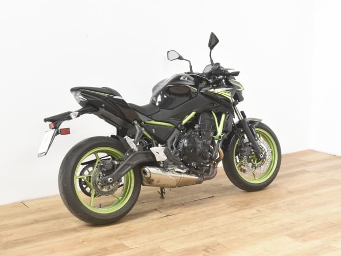 Comprar KAWASAKI Z 650 (A2) 2021 de segunda mano KAWASAKI Z 650 (A2) 2021 de segunda mano