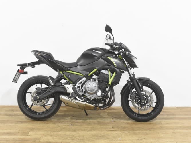 Comprar KAWASAKI Z 650 (A2) 2017 de segunda mano KAWASAKI Z 650 (A2) 2017 de segunda mano