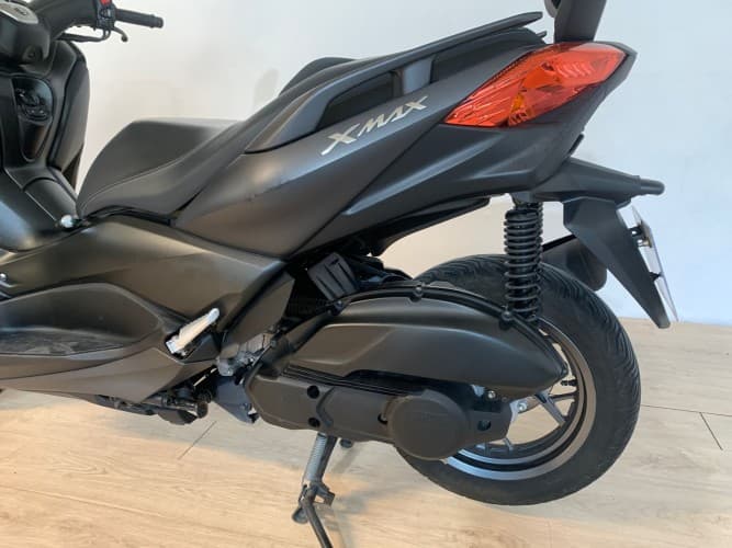 YAMAHA XMAX 125 2023 de segunda mano