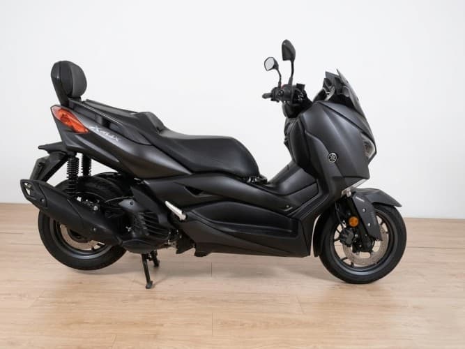 YAMAHA XMAX 125 2023 de segunda mano