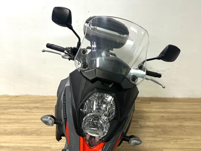 Comprar SUZUKI V STROM 650 (TOP CASE) 2024 de segunda mano SUZUKI V STROM 650 (TOP CASE) 2024 de segunda mano