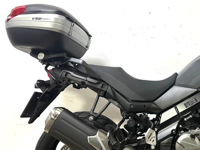 Comprar SUZUKI V STROM 650 (TOP CASE) 2024 de segunda mano SUZUKI V STROM 650 (TOP CASE) 2024 de segunda mano