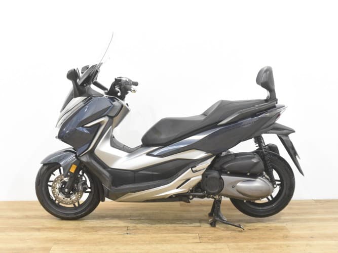 Comprar HONDA FORZA 300 2021 de segunda mano HONDA FORZA 300 2021 de segunda mano