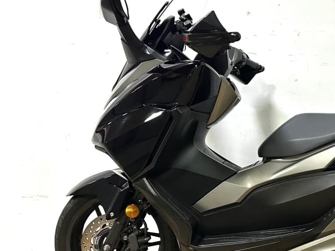 Comprar HONDA FORZA 125 2018 de segunda mano HONDA FORZA 125 2018 de segunda mano