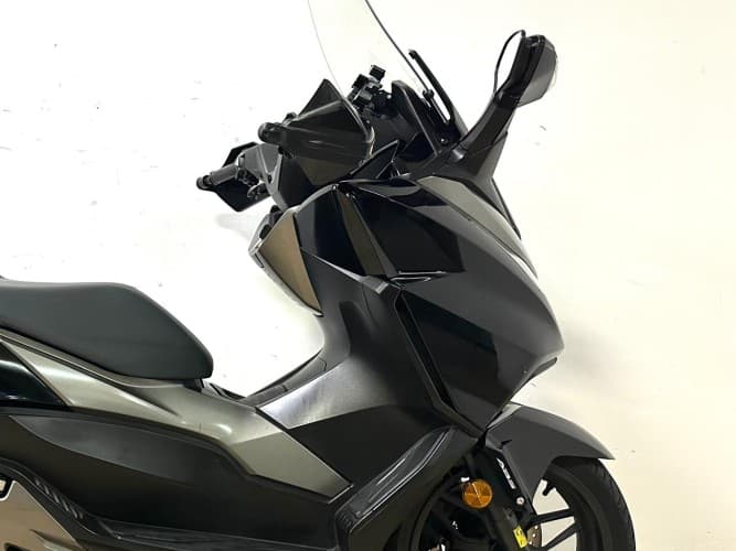 Comprar HONDA FORZA 125 2018 de segunda mano HONDA FORZA 125 2018 de segunda mano