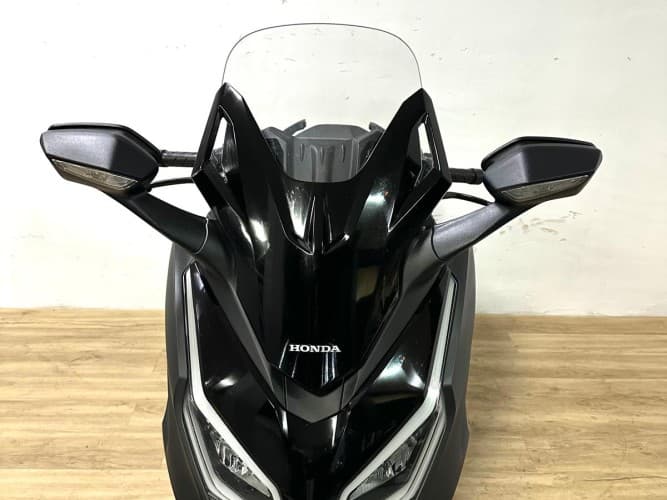 Comprar HONDA FORZA 125 2024 de segunda mano HONDA FORZA 125 2024 de segunda mano