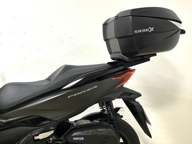 HONDA FORZA 125 2023 de segunda mano