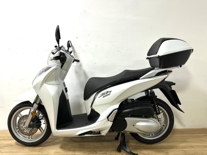 Comprar HONDA SH 300I 2017 de segunda mano HONDA SH 300I 2017 de segunda mano