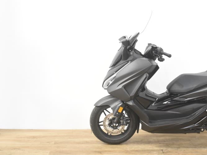 Comprar HONDA FORZA 350 2023 de segunda mano HONDA FORZA 350 2023 de segunda mano