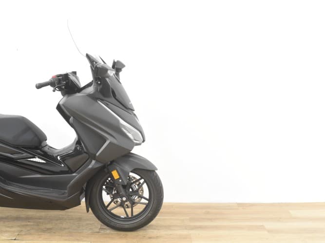 Comprar HONDA FORZA 350 2023 de segunda mano HONDA FORZA 350 2023 de segunda mano