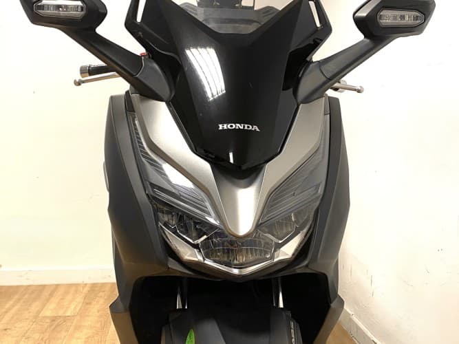 Comprar HONDA FORZA 300 2018 de segunda mano HONDA FORZA 300 2018 de segunda mano