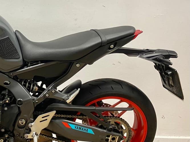 Comprar YAMAHA MT-09 2021 de segunda mano YAMAHA MT-09 2021 de segunda mano