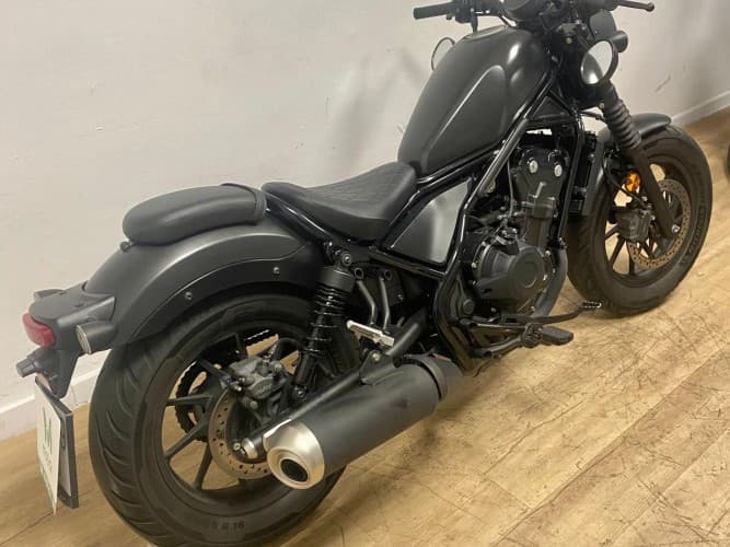 Comprar HONDA REBEL 500 2021 de segunda mano HONDA REBEL 500 2021 de segunda mano