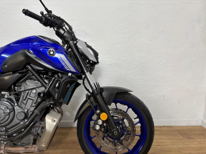 Comprar YAMAHA MT-07 (A2) 2021 de segunda mano YAMAHA MT-07 (A2) 2021 de segunda mano
