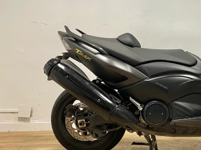 Comprar YAMAHA TMAX 530 2016 de segunda mano YAMAHA TMAX 530 2016 de segunda mano