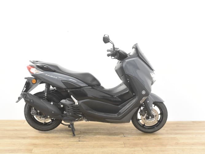 Comprar YAMAHA NMAX 125 2021 de segunda mano YAMAHA NMAX 125 2021 de segunda mano