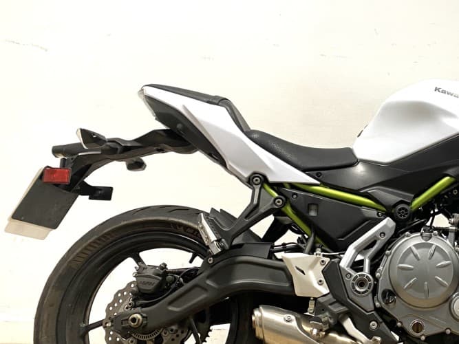 Comprar KAWASAKI Z 650 (A) 2018 de segunda mano KAWASAKI Z 650 (A) 2018 de segunda mano