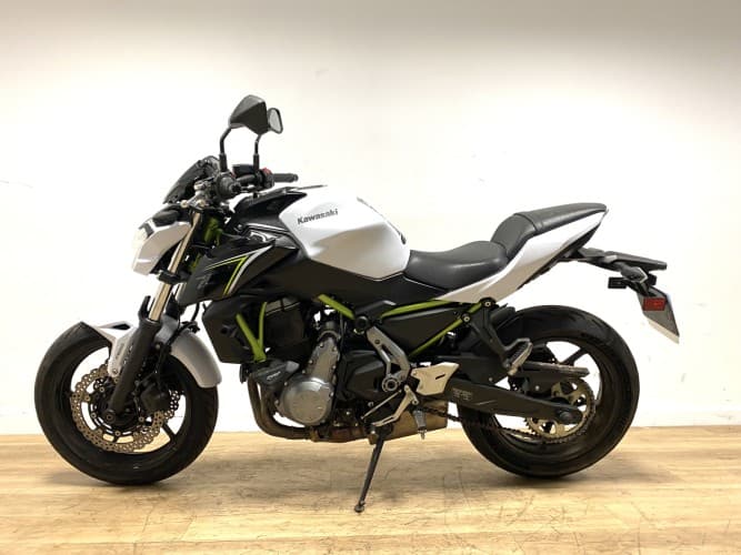Comprar KAWASAKI Z 650 (A) 2018 de segunda mano KAWASAKI Z 650 (A) 2018 de segunda mano