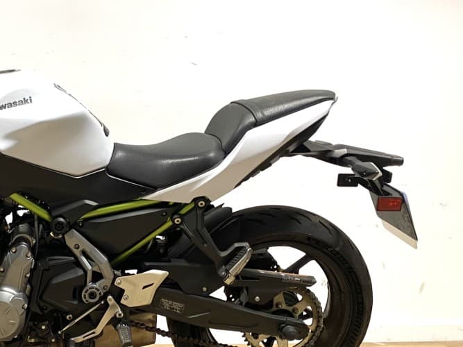 Comprar KAWASAKI Z 650 (A) 2018 de segunda mano KAWASAKI Z 650 (A) 2018 de segunda mano