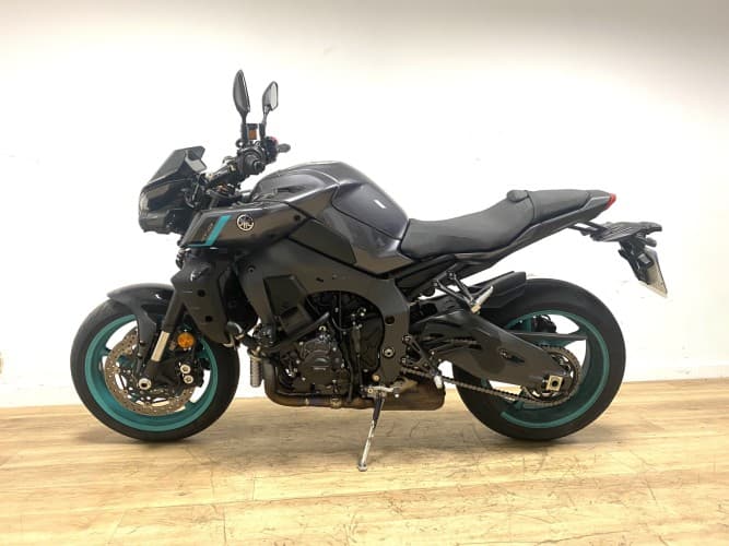 YAMAHA MT-10 2025 de segunda mano