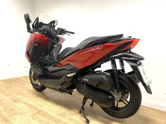 Comprar HONDA FORZA 125 2024 de segunda mano HONDA FORZA 125 2024 de segunda mano