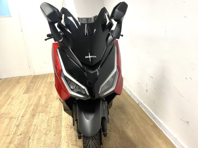 Comprar HONDA FORZA 125 2024 de segunda mano HONDA FORZA 125 2024 de segunda mano