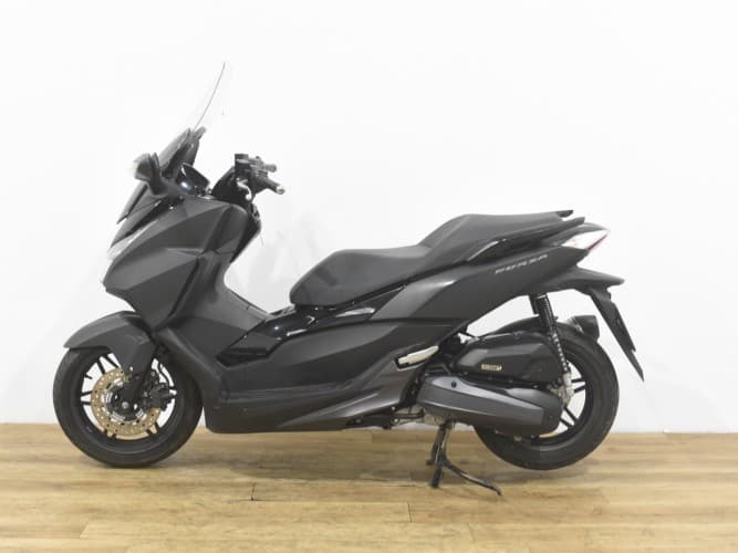Comprar HONDA FORZA 125 2016 de segunda mano HONDA FORZA 125 2016 de segunda mano