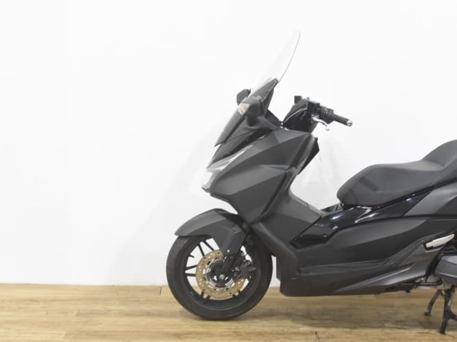 Comprar HONDA FORZA 125 2016 de segunda mano HONDA FORZA 125 2016 de segunda mano