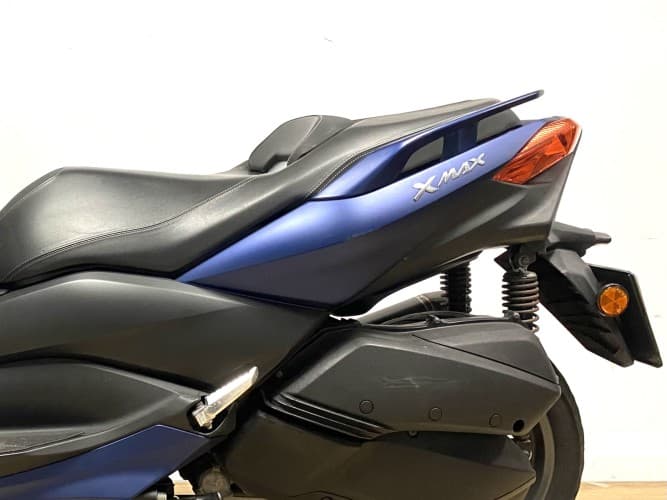 Comprar YAMAHA XMAX 300 2019 de segunda mano YAMAHA XMAX 300 2019 de segunda mano