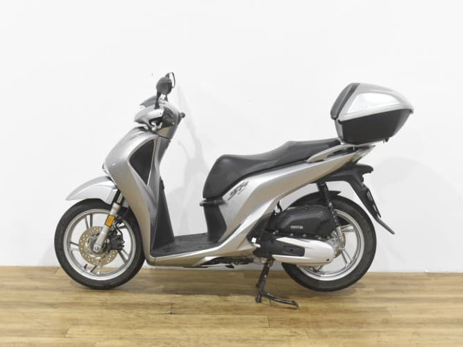 Comprar HONDA SH 125 2018 de segunda mano HONDA SH 125 2018 de segunda mano