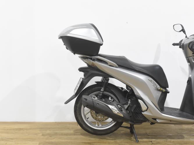 Comprar HONDA SH 125 2018 de segunda mano HONDA SH 125 2018 de segunda mano