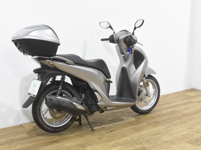 Comprar HONDA SH 125 2018 de segunda mano HONDA SH 125 2018 de segunda mano