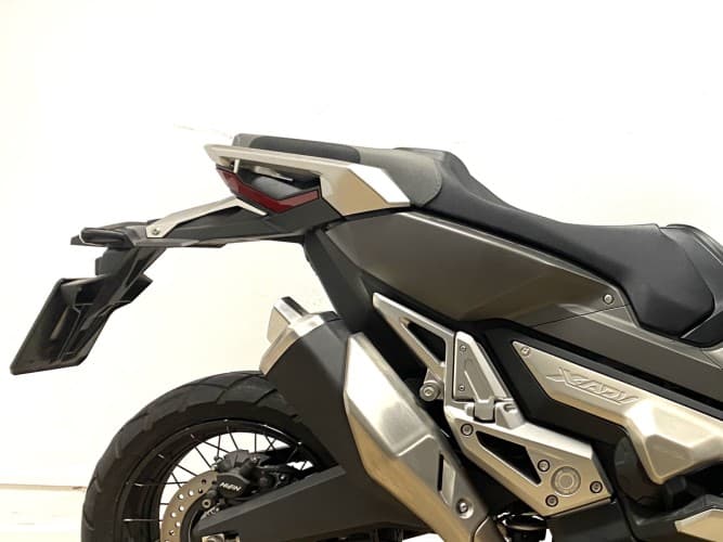 HONDA X-ADV 750 2018 de segunda mano