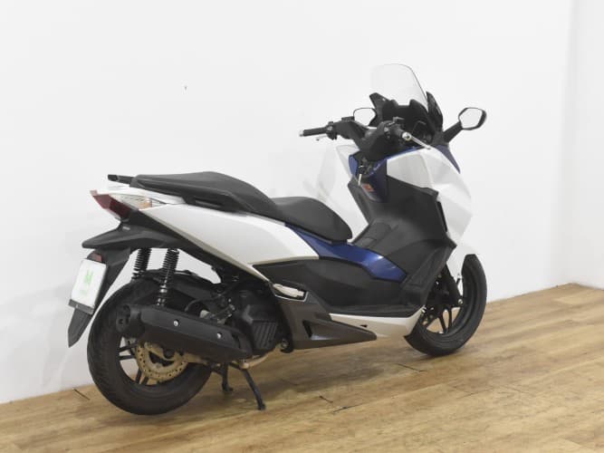 Comprar HONDA FORZA 125 2015 de segunda mano HONDA FORZA 125 2015 de segunda mano