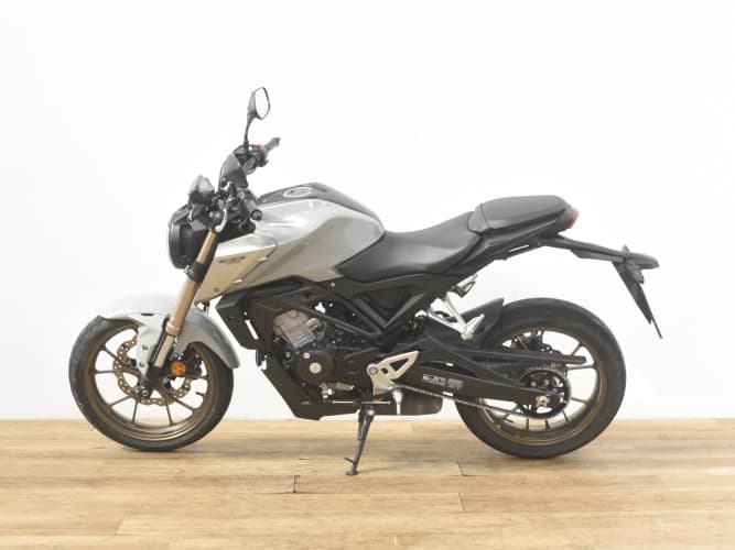 Comprar HONDA CB 125 R 2022 de segunda mano HONDA CB 125 R 2022 de segunda mano