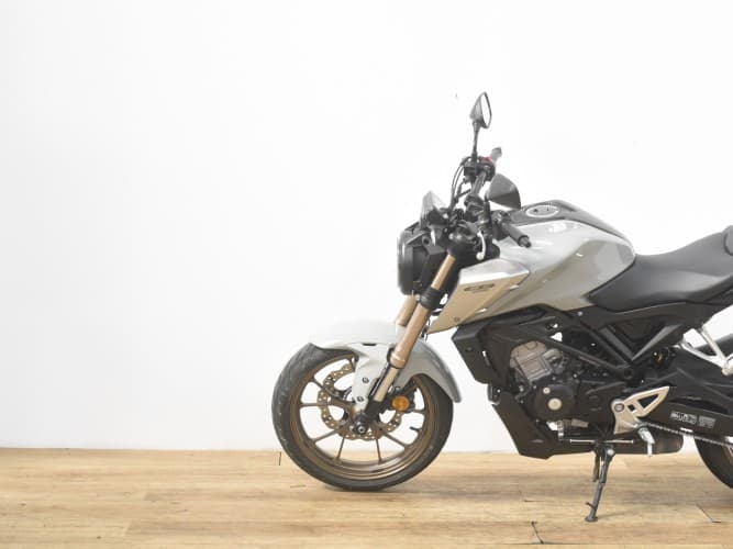 Comprar HONDA CB 125 R 2022 de segunda mano HONDA CB 125 R 2022 de segunda mano