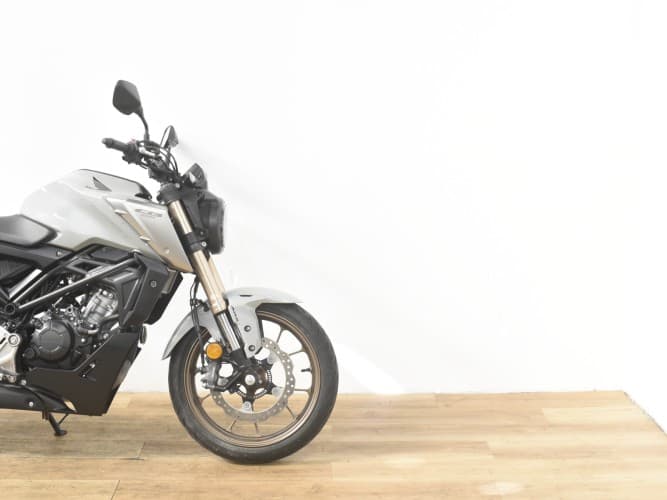 Comprar HONDA CB 125 R 2022 de segunda mano HONDA CB 125 R 2022 de segunda mano