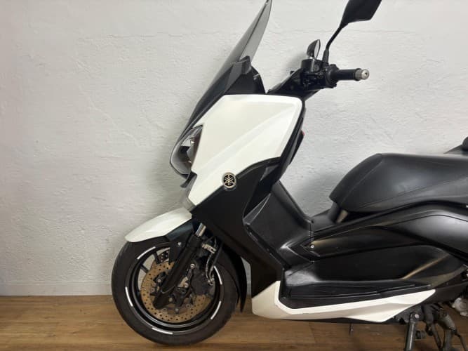 Comprar YAMAHA XMAX 400 2016 de segunda mano YAMAHA XMAX 400 2016 de segunda mano