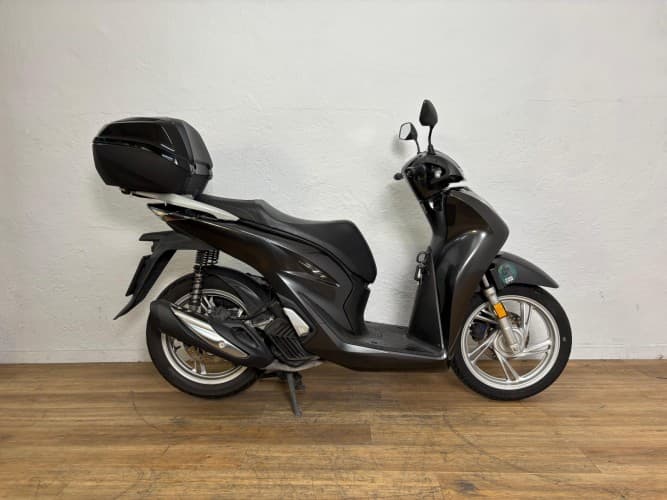 Comprar HONDA SH 125 2021 de segunda mano HONDA SH 125 2021 de segunda mano