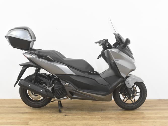 Comprar HONDA FORZA 125 2016 de segunda mano HONDA FORZA 125 2016 de segunda mano