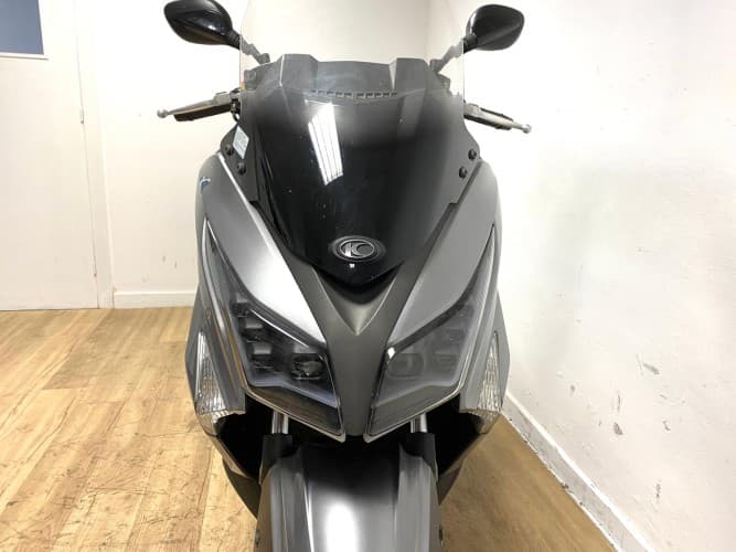 Comprar KYMCO GRAND DINK 300 2021 de segunda mano KYMCO GRAND DINK 300 2021 de segunda mano