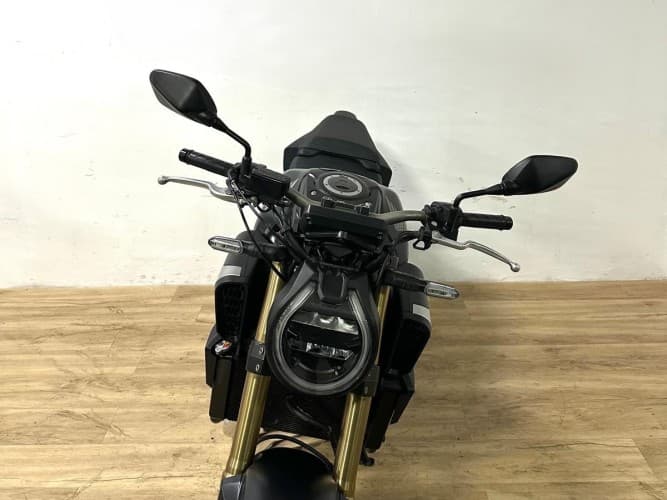 Comprar HONDA CB 650 R (A) 2024 de segunda mano HONDA CB 650 R (A) 2024 de segunda mano