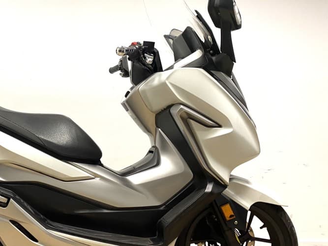 Comprar HONDA FORZA 300 2020 de segunda mano HONDA FORZA 300 2020 de segunda mano