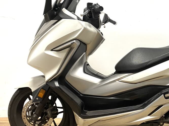 Comprar HONDA FORZA 300 2020 de segunda mano HONDA FORZA 300 2020 de segunda mano