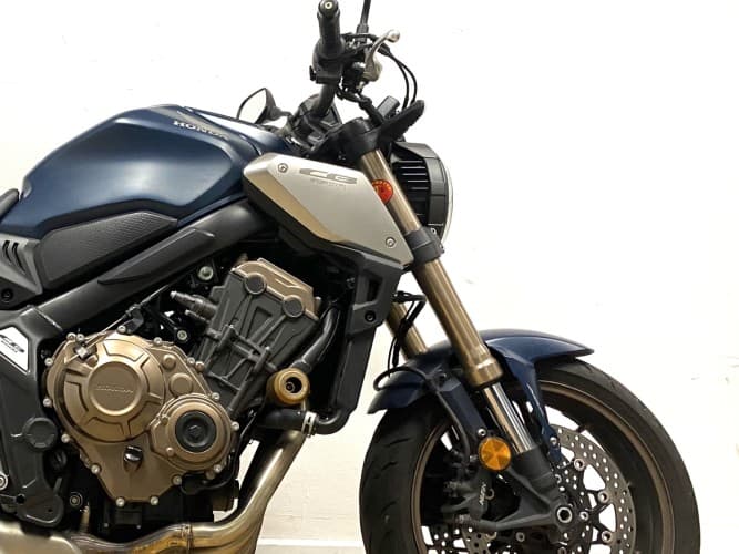 Comprar HONDA CB 650 R (A) 2021 de segunda mano HONDA CB 650 R (A) 2021 de segunda mano