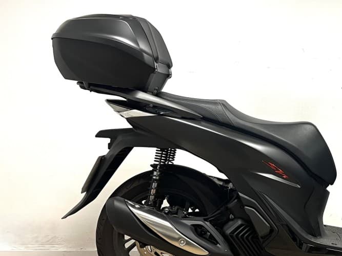 Comprar HONDA SH 125 2023 de segunda mano HONDA SH 125 2023 de segunda mano